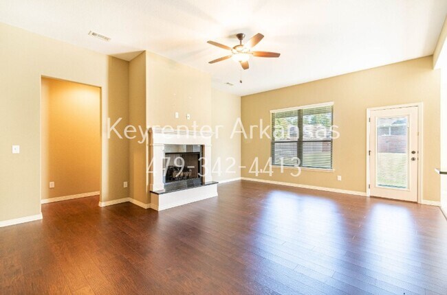 Building Photo - 4870 Castlewood Ln