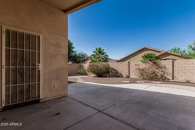 Building Photo - 17562 W Dalea Dr
