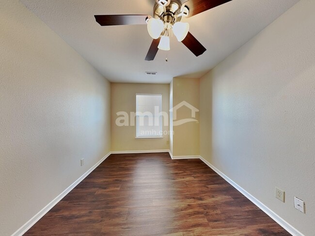 Building Photo - 205 Farm Springs Rd