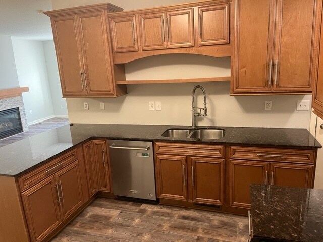 Building Photo - 1234 Crystal Pl E