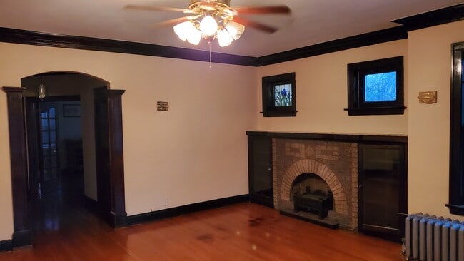 Living Room - 8057 S Sangamon St