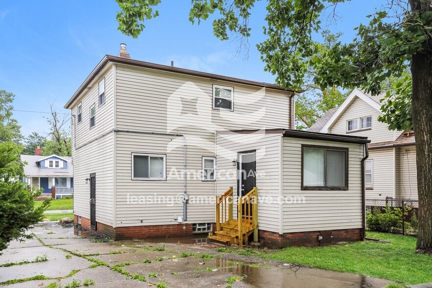 Building Photo - 3768 E 153rd St