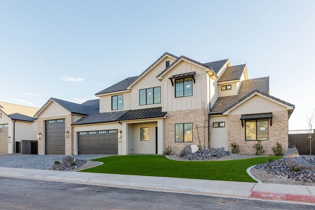 Building Photo - Brand New 6 Bed 4 Bath Rental with pool Near Sand Hollow!