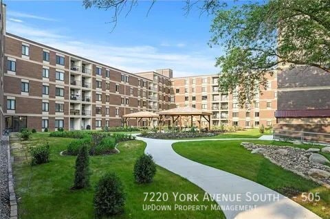 Building Photo - 7220 York Ave S