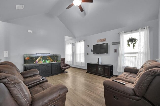 Building Photo - 3554 Paganini Pl