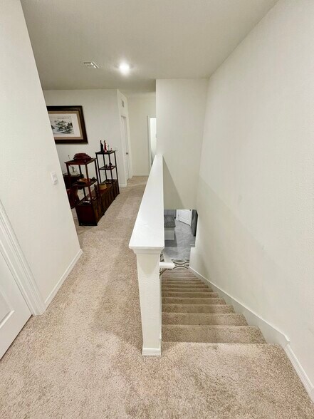 Building Photo - 848 Brooklet Dr
