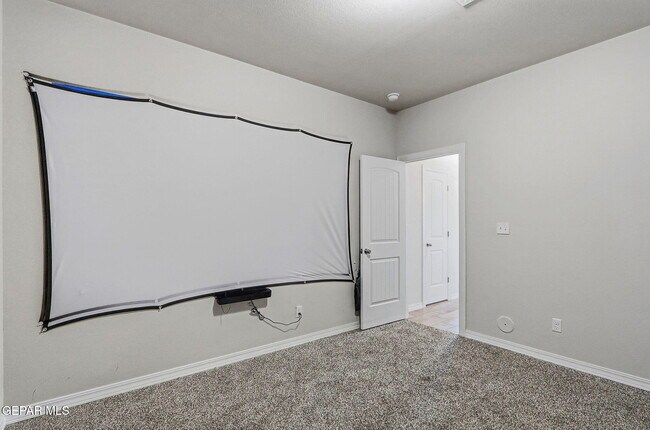 Building Photo - 7509 Enchanted Pk Dr