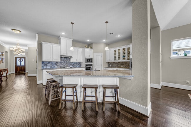 Building Photo - 2603 Hailes Ct