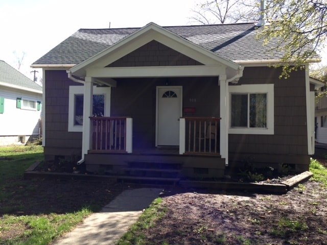 Building Photo - 908 S Jefferson St