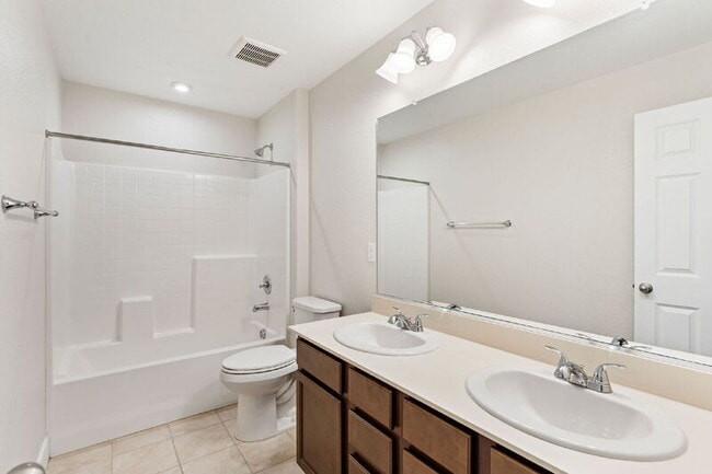 Building Photo - 4216 Doug Fir Ln