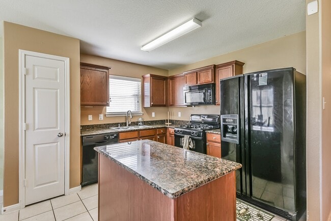 Building Photo - 9423 Ivory Trail Ln