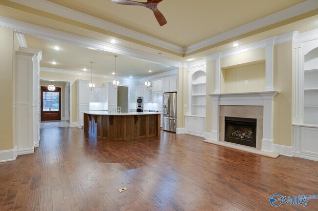 Building Photo - 8599 Bellewood Ln NW