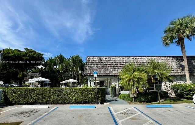 Building Photo - 3105 Oakland Shores Dr
