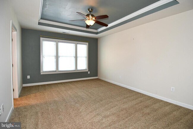 Building Photo - 409 Hydrangea Place