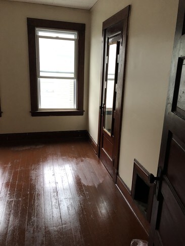 Building Photo - 28 Hartford Ave