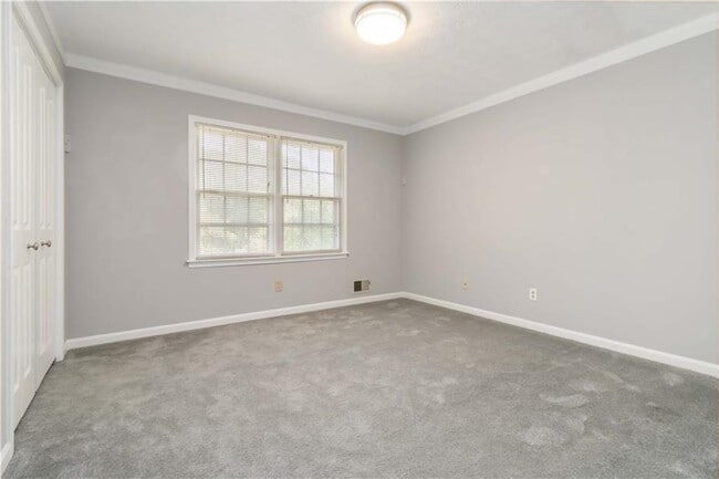 Building Photo - 2142 Graystone Pkwy