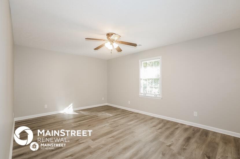 Building Photo - 2630 King George Ct NE