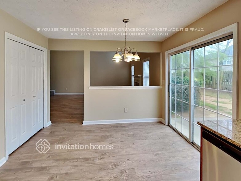 Building Photo - 714 Peteywood Dr