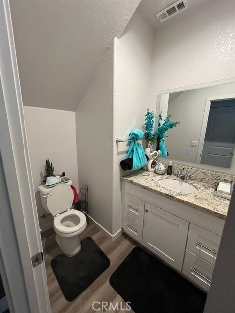 Building Photo - 6196 Fowler Ave