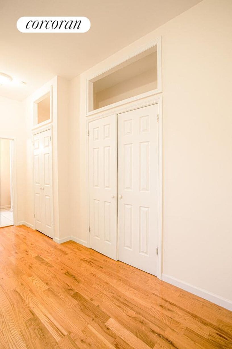 Building Photo - 194 Vernon Ave