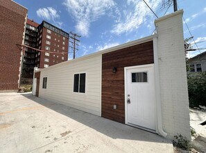 Building Photo - 3223 E Douglas Ave