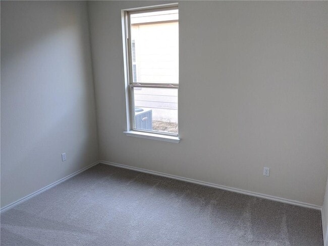 Building Photo - 1013 Cliffbrake Wy