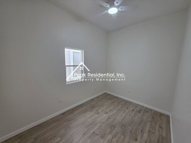 Building Photo - Updated 4bd/2ba Walnut Grove House