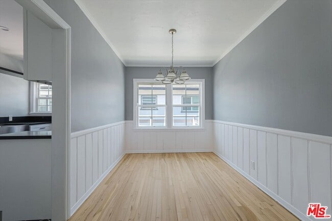 Building Photo - 11683 Chandler Blvd