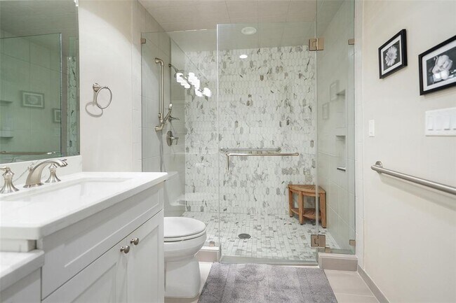 Building Photo - 5058 Yarwell Dr