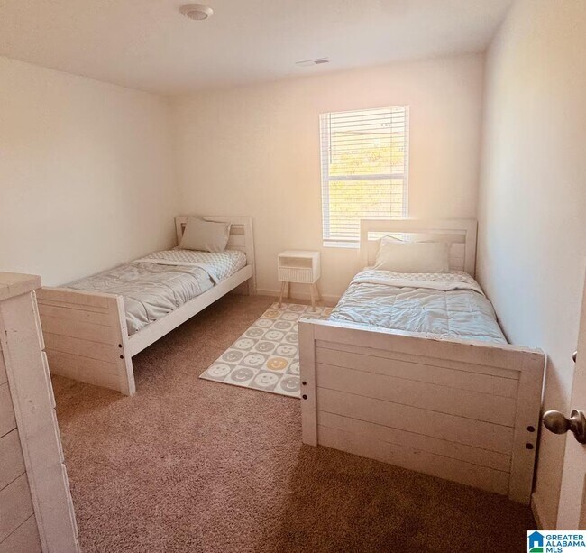 Building Photo - 510 Boxwood Bnd