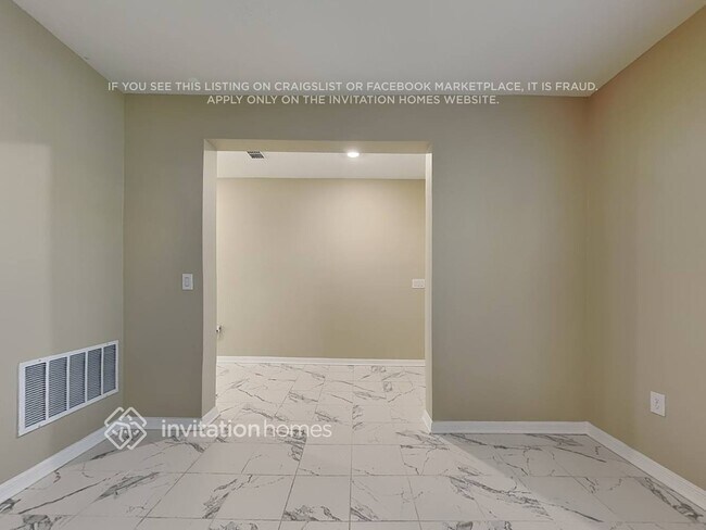 Building Photo - 4500 Holstein St