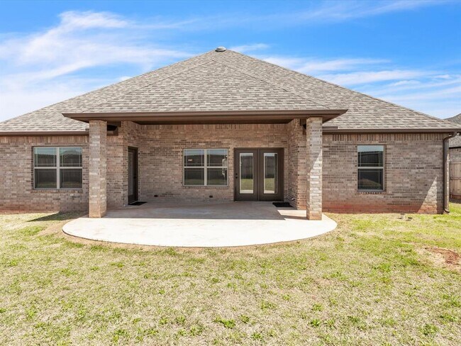 Building Photo - 1027 Kimberlin Ln