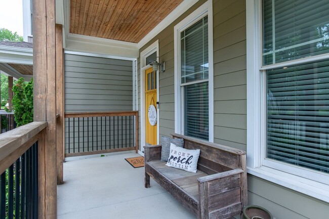 Building Photo - Urban Tranquility In Vibrant East Nashville