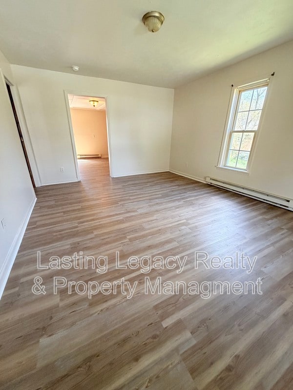 Building Photo - 510 Alexander St