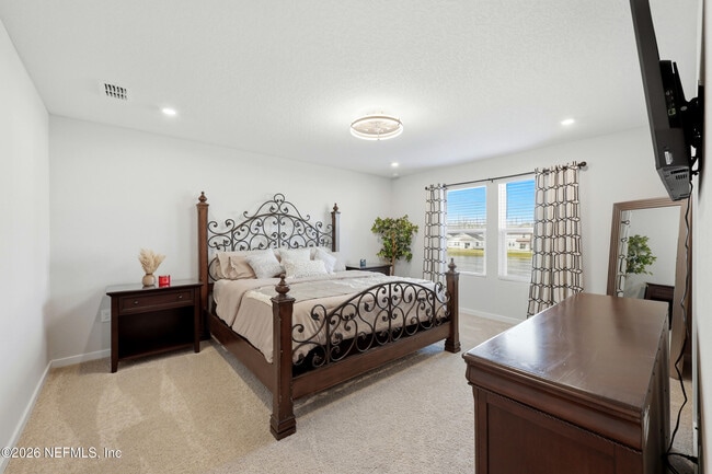 Building Photo - 14742 Cashew Ave