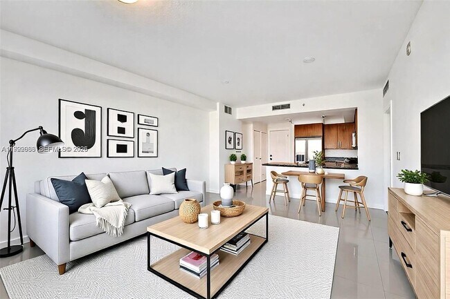 Building Photo - 1830 Radius Dr