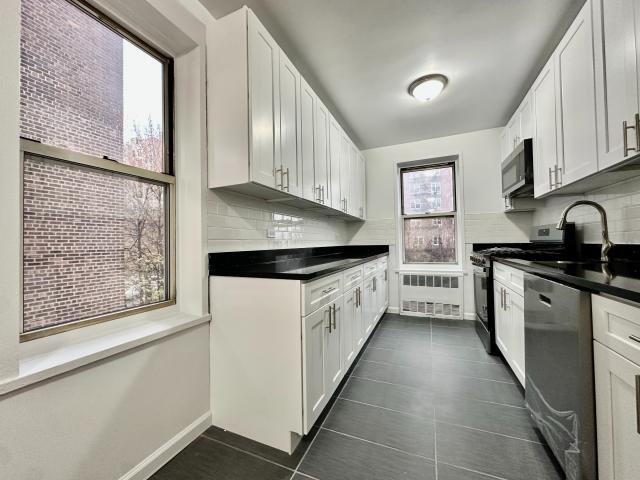 Building Photo - 2 bedroom in NEW YORK NY 10040