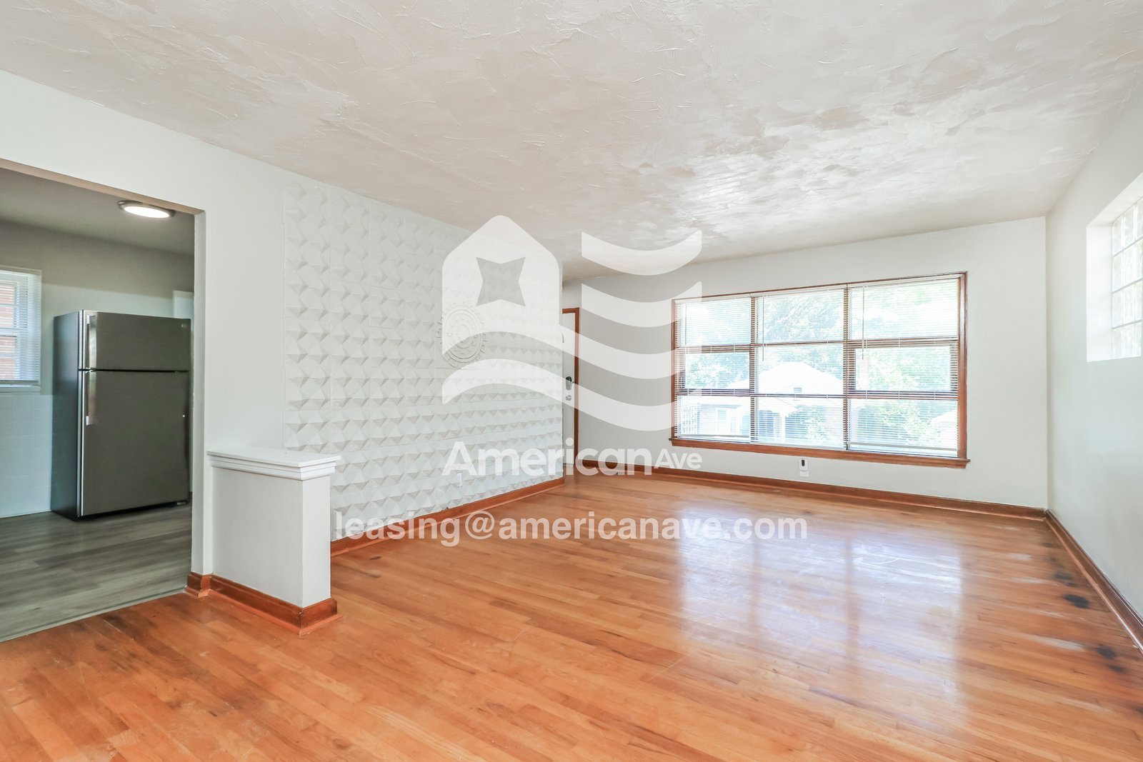 Building Photo - 4422 June Ave