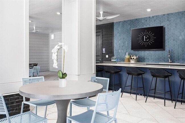 Building Photo - 20191 Sabal Palm Ct