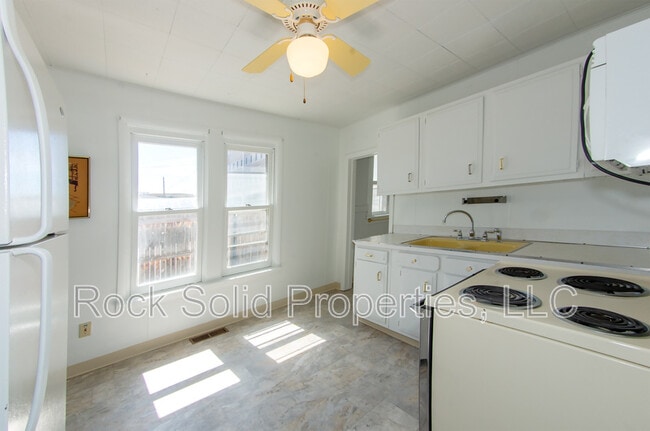 Building Photo - 2510 House Ave