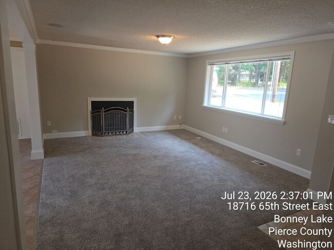 Building Photo - Bonney Lake - Lake Jane HOA - 3 bedroom 2 bathroom rambler home for rent -EV charger, Available NOW!