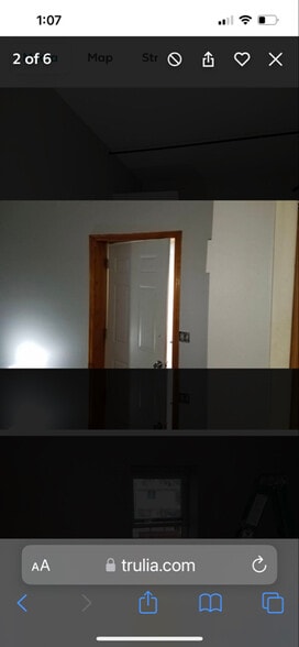 Building Photo - 4220 S Beaumont Ave