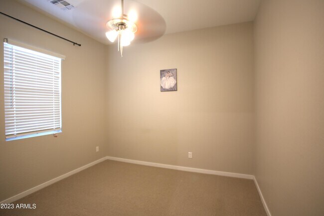 Building Photo - 1201 E Cherrywood Pl