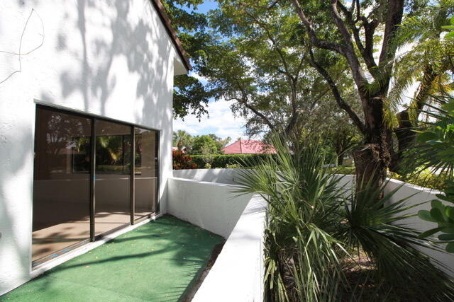 Building Photo - 1619 Cypress Pointe Dr