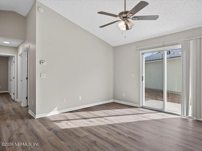 Building Photo - 1460 Ellis Trace Dr W