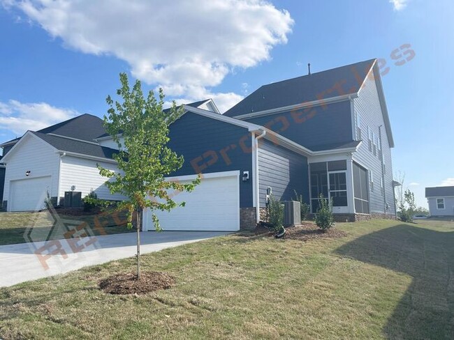 Building Photo - Beautiful Brand New 4 Bedroom, 3 Bathroom ...