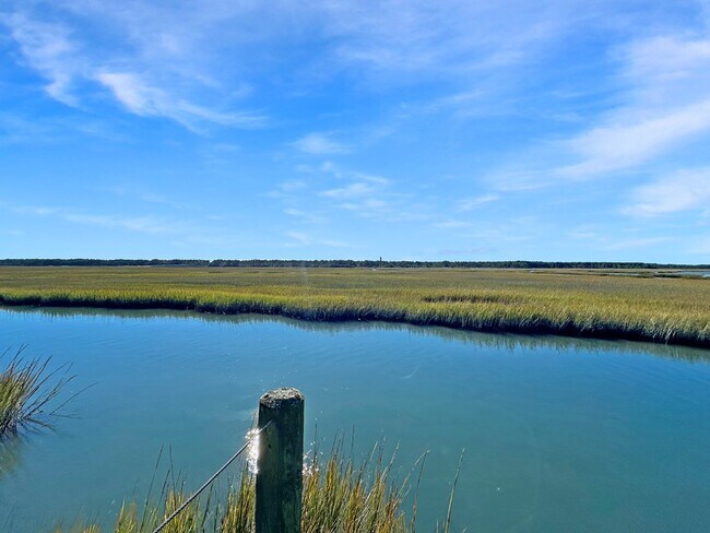 Building Photo - 7214 FIDDLER Ln