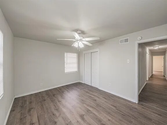 Building Photo - 8322 Campanella Dr