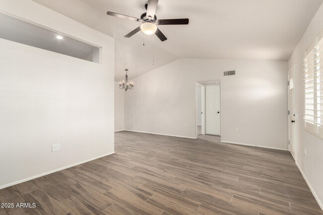 Building Photo - 12618 W Bonanza Dr