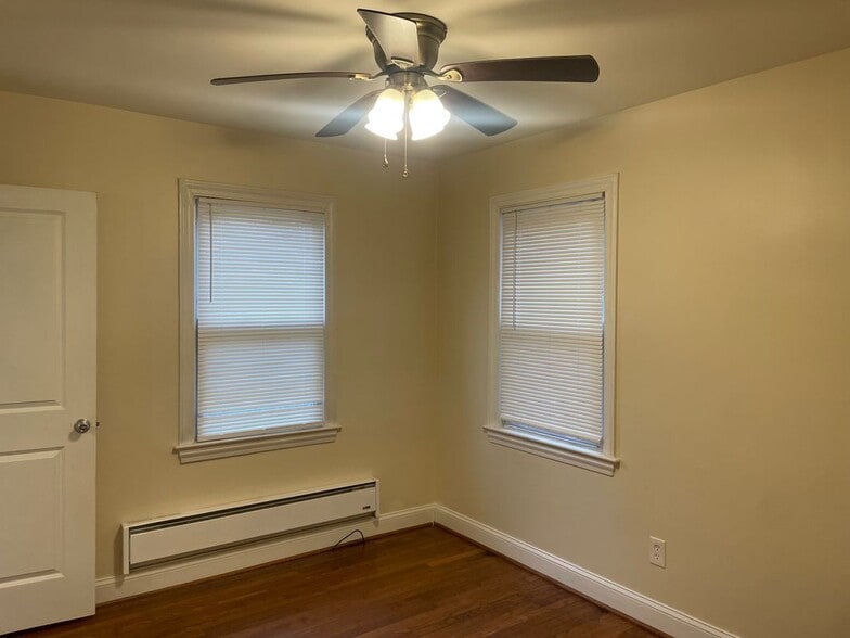 Building Photo - 7902 Garland Ave